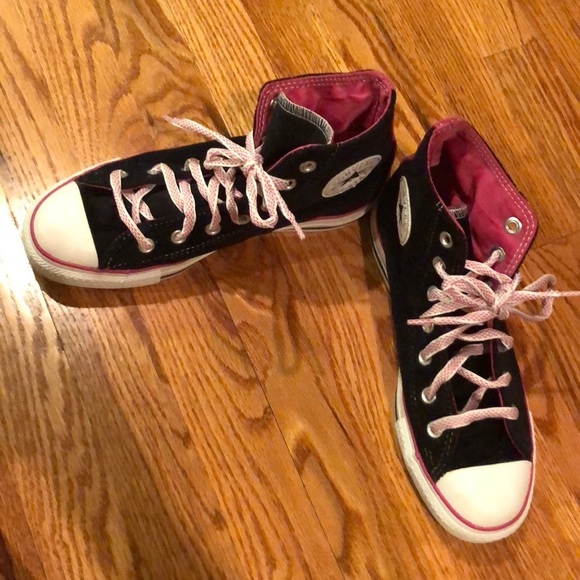 Early 2000s Killer Velvet Converses - Picture 1 of 7